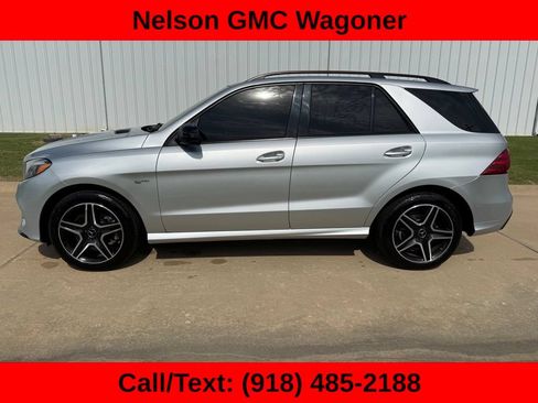 Used 2018 Mercedes-Benz GLE 43 AMG 4MATIC image 2
