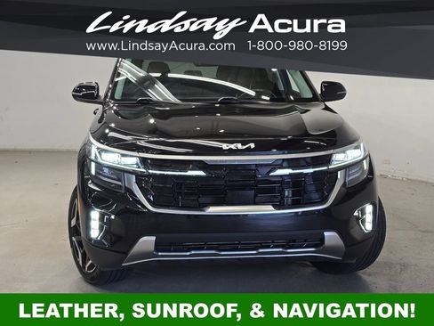 Used 2024 Kia Seltos SX w/ SX Sunroof Package AWD/4WD image 2