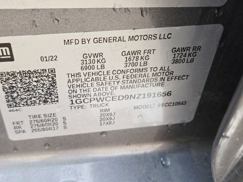 Used 2022 Chevrolet Silverado 1500 LT w/ Safety Package image 11