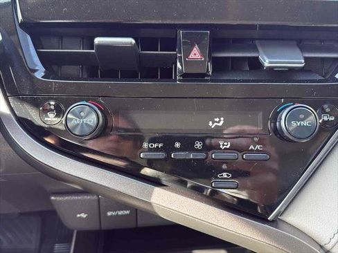 Used 2024 Toyota Camry SE FWD image 21
