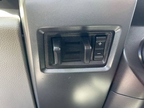 Used 2019 Ford F250 XLT w/ Snow Plow Prep Package AWD/4WD image 19