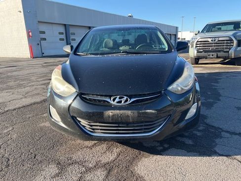 Used 2013 Hyundai Elantra GLS w/ Preferred Pkg FWD image 6