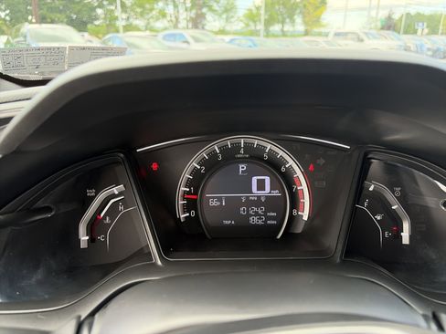 Used 2017 Honda Civic Sport image 22