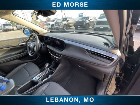 Used 2025 Buick Encore GX Preferred AWD/4WD image 26