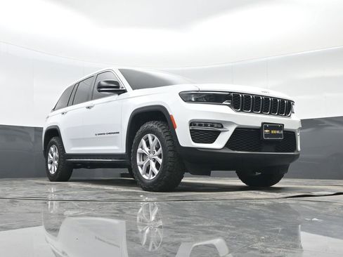 Used 2022 Jeep Grand Cherokee Limited w/ Trailer Tow Prep Group (B) image 33
