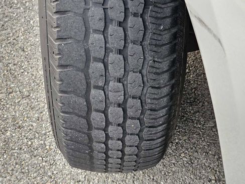 Used 2015 Nissan Frontier S image 11