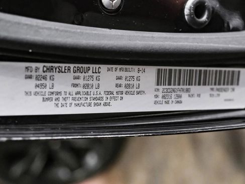 Used 2015 Dodge Challenger SXT image 44