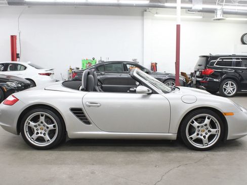 Used 2005 Porsche Boxster image 7