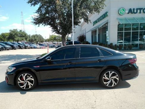 Used 2023 Volkswagen Jetta GLI Autobahn FWD image 14