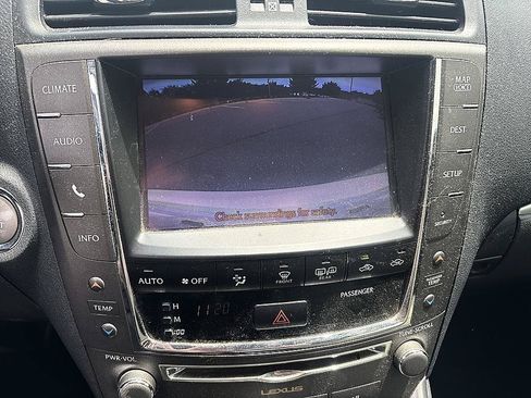 Used 2013 Lexus IS 250C w/ Luxury Pkg RWD image 15