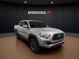 Used 2018 Toyota Tacoma TRD Off-Road video 1