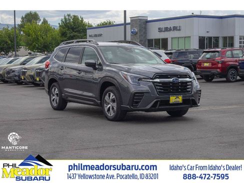 Used 2025 Subaru Ascent Premium AWD/4WD image 1