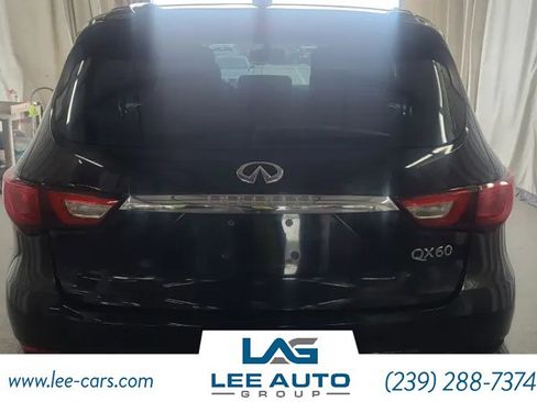 Used 2018 INFINITI QX60 Luxe image 2