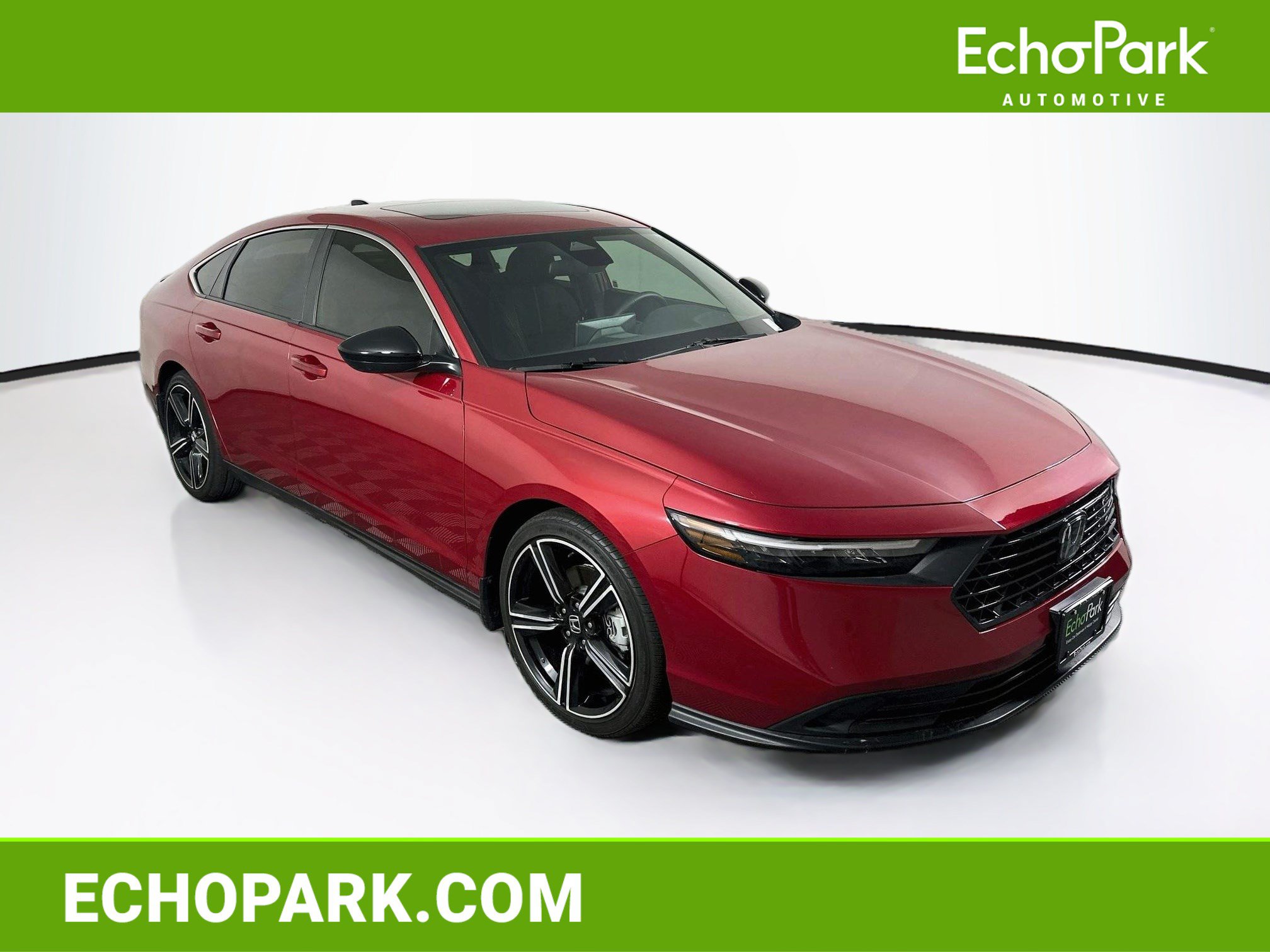 Used 2025 Honda Accord Sport image 1
