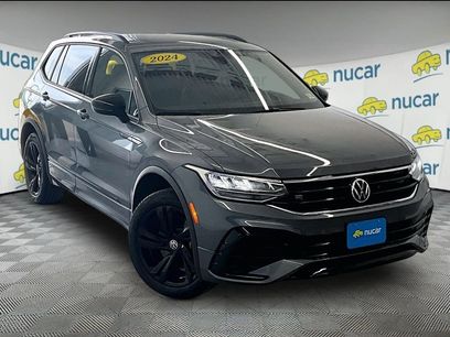 Used 2024 Volkswagen Tiguan SE R-Line