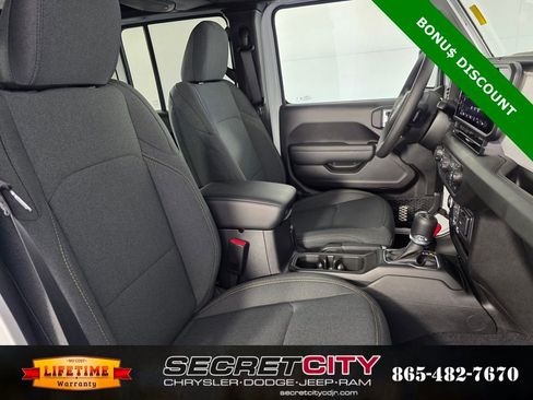 New 2026 Jeep Wrangler Unlimited Sport image 30