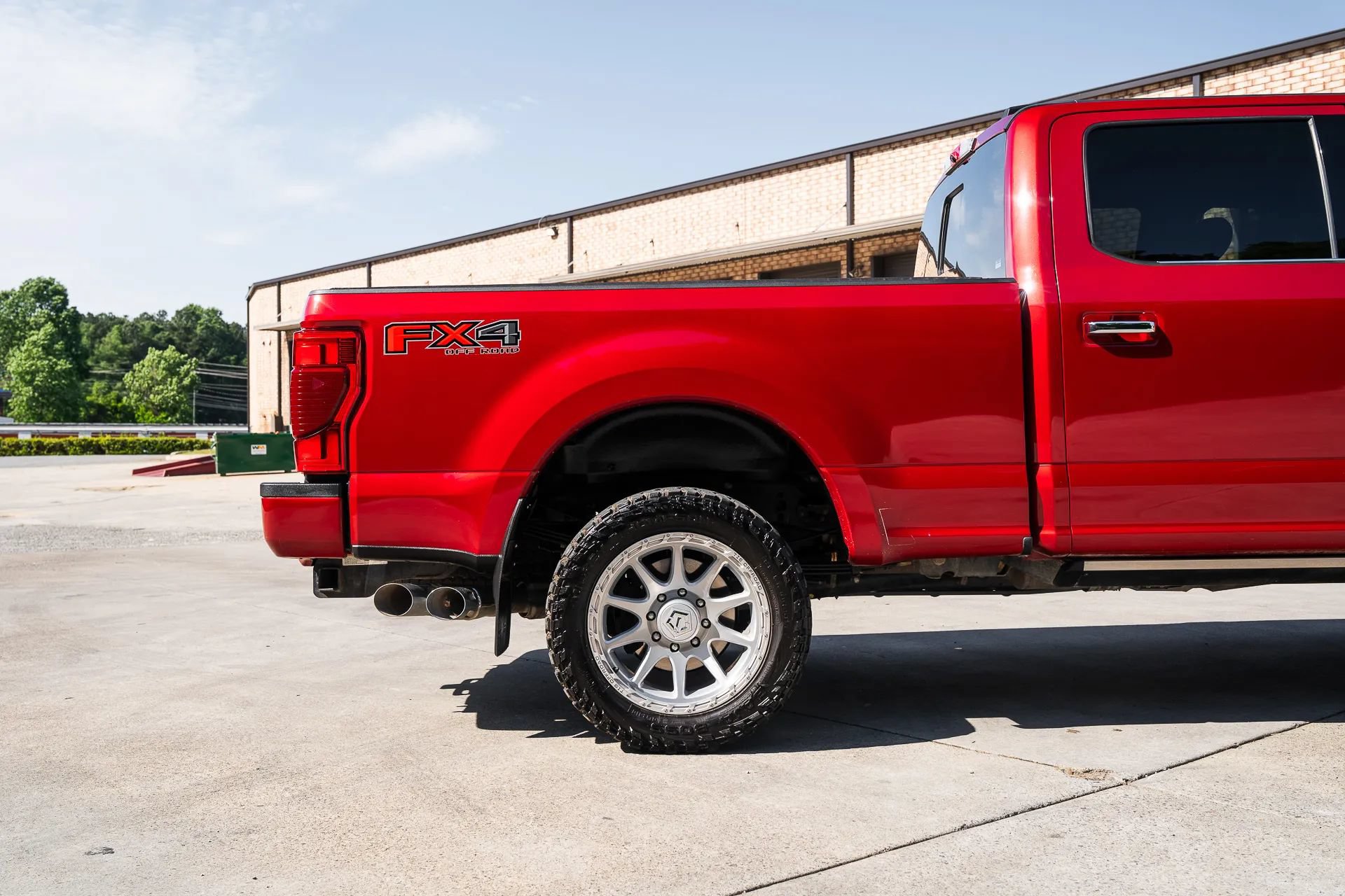Used 2020 Ford F350 Platinum AWD/4WD image 14