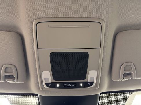 New 2025 Honda Pilot EX-L image 44