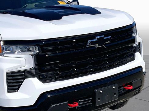 Used 2024 Chevrolet Silverado 1500 LT Trail Boss w/ Convenience Package II AWD/4WD image 26