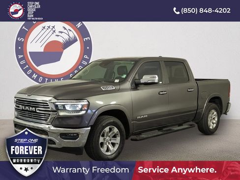 Used 2022 RAM 1500 Laramie AWD/4WD image 2