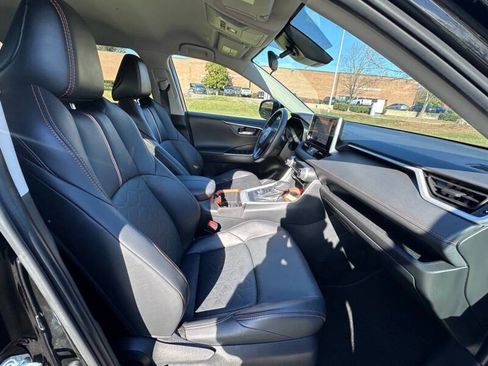 Used 2023 Toyota RAV4 Adventure image 13