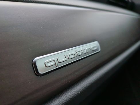 Used 2023 Audi Q3 2.0T Premium w/ Convenience Package image 36