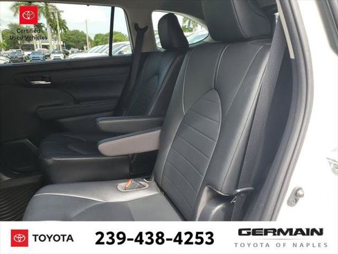Certified 2020 Toyota Highlander XLE FWD image 21