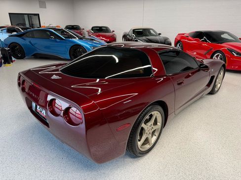 Used 2003 Chevrolet Corvette Coupe w/ Preferred Equipment Group RWD image 14