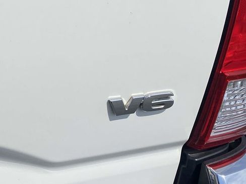 Used 2017 Toyota Tacoma SR5 w/ Tow Package image 14