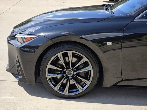 Used 2022 Lexus IS 350 F Sport RWD image 6