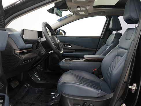 Used 2023 Nissan Ariya image 19