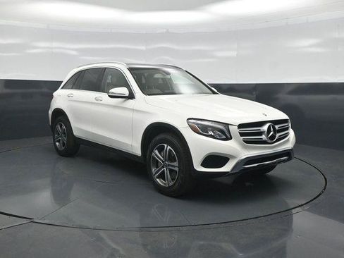 Used 2019 Mercedes-Benz GLC 300 4MATIC image 1