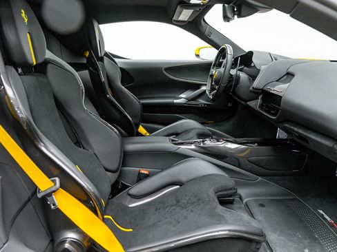 Certified 2022 Ferrari SF90 Stradale image 33