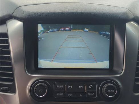 Used 2018 Chevrolet Tahoe LT RWD image 18