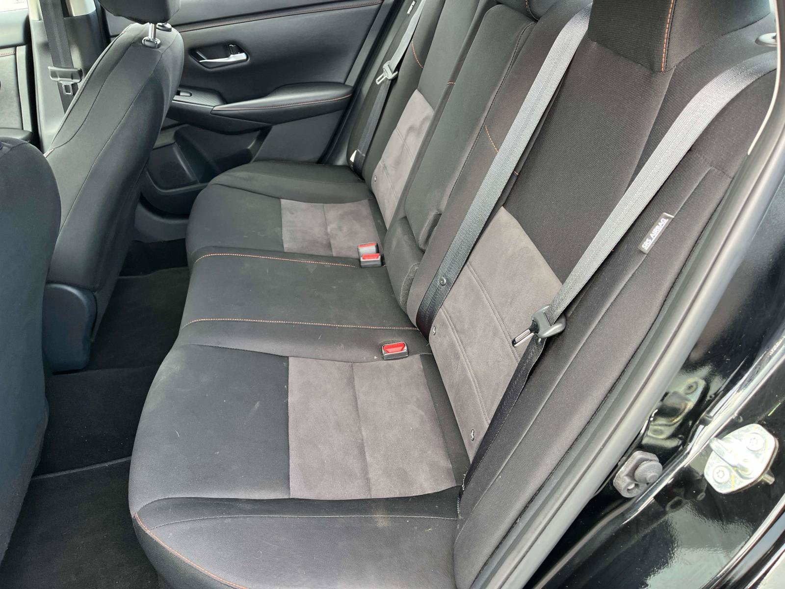 Used 2025 Nissan Sentra SR FWD image 19