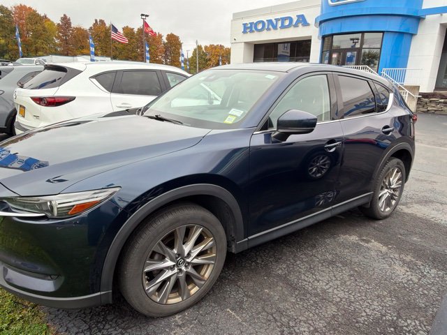 Used 2019 MAZDA CX-5 Grand Touring w/ GT Premium Package AWD/4WD image 3