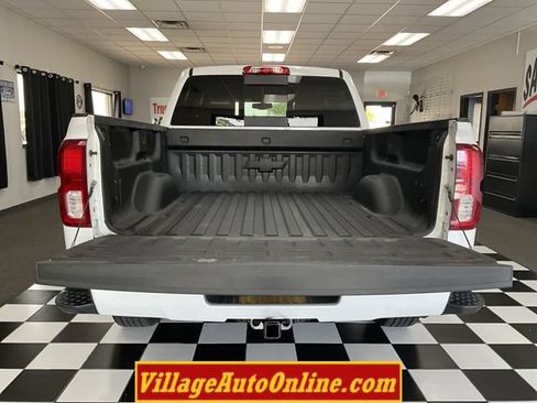 Used 2016 Chevrolet Silverado 1500 LTZ Z71 w/ LTZ Plus Package AWD/4WD image 30