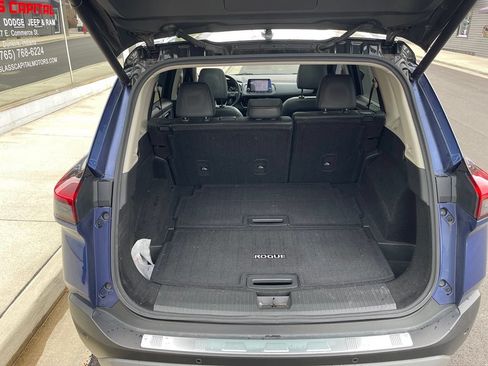 Used 2021 Nissan Rogue SL AWD/4WD image 9