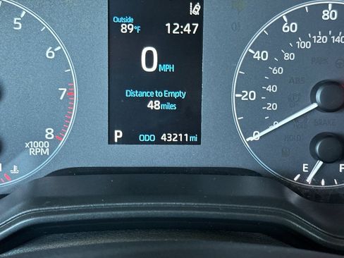 Used 2023 Toyota Corolla LE FWD image 28