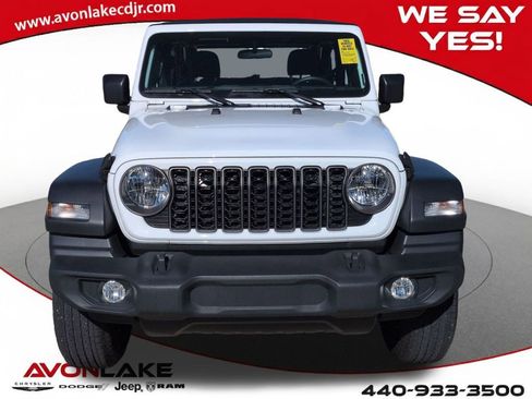 Used 2024 Jeep Wrangler Sport image 9