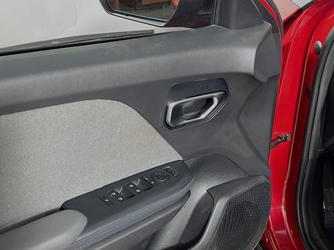 Used 2025 Kia K4 EX image 17