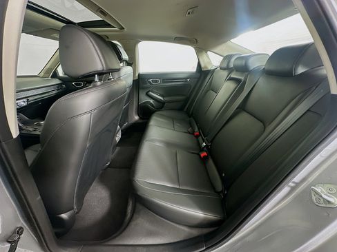Used 2022 Honda Civic Touring image 28