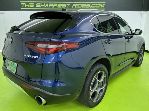 Used 2018 Alfa Romeo Stelvio w/ Cold Weather Package image 10
