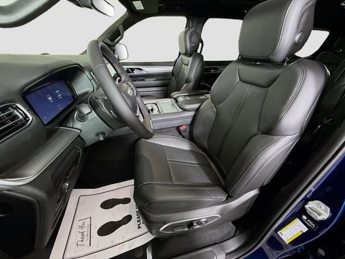 New 2026 Jeep Grand Wagoneer 4WD w/ Premium Group I image 21