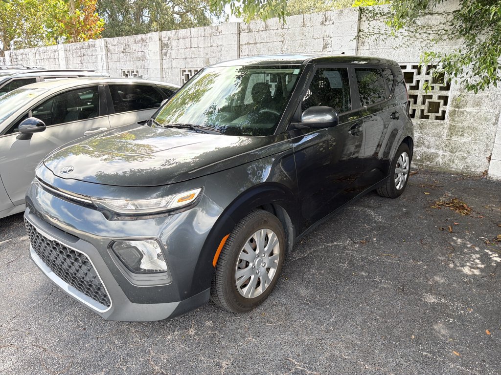 Used 2020 Kia Soul LX FWD image 3