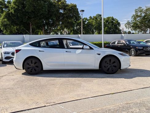 Used 2024 Tesla Model 3 image 4