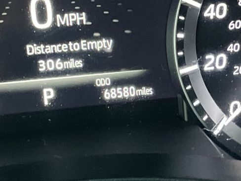 Used 2020 Toyota Highlander Limited image 14