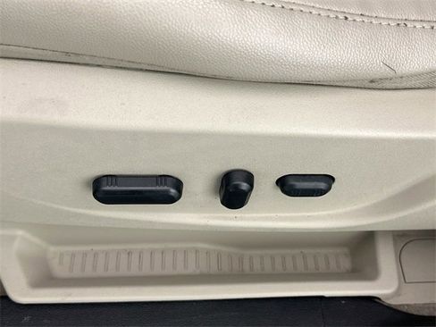 Used 2014 Ford Escape Titanium w/ Equipment Group 401A image 19