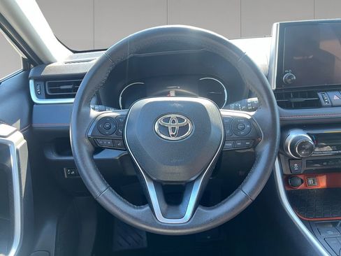 Used 2024 Toyota RAV4 Adventure image 13