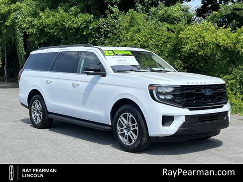 Used 2025 Ford Expedition Max Active RWD image 1